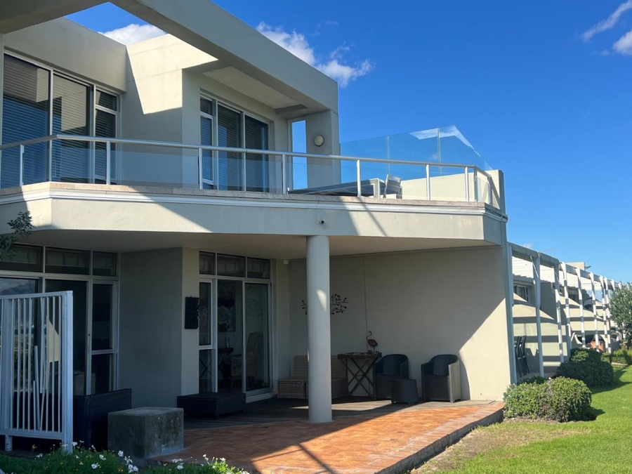 3 Bedroom Property for Sale in Table View Western Cape